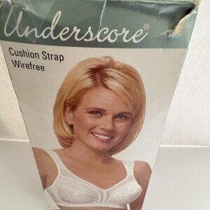 New Underscore Cushion Strap Wirefree White and Black (44) DD